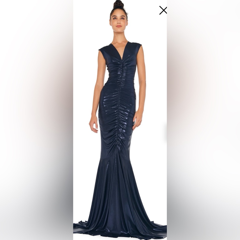 NORMA KAMALI DEEP V NECK SHIRRED FISHTAIL GOWN SIZE XS